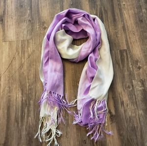 White and pink handmade scarf